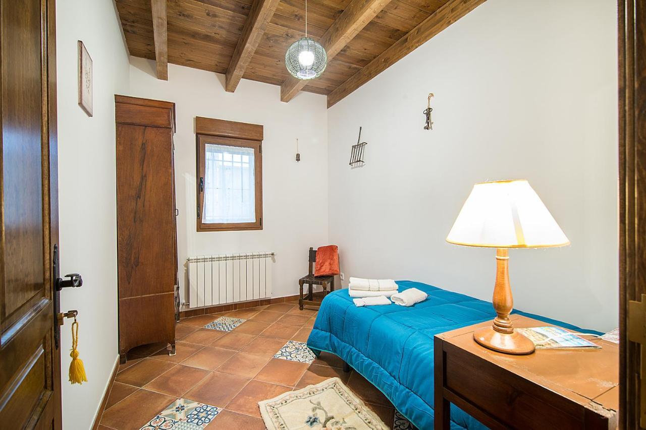 Casa Rural Las Abubillas Mirabueno Eksteriør billede