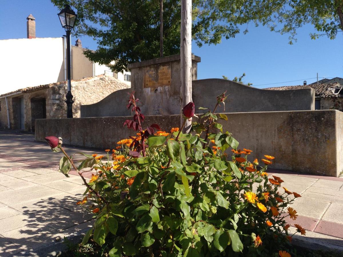 Casa Rural Las Abubillas Mirabueno Eksteriør billede