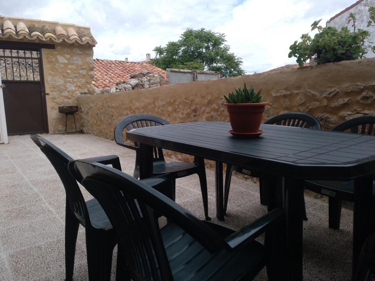 Casa Rural Las Abubillas Mirabueno Eksteriør billede